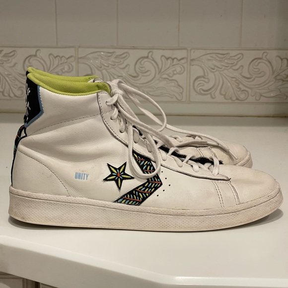 Converse Leather High Tops Peace & Unity Men’s size 9.5 - Picture 5 of 6